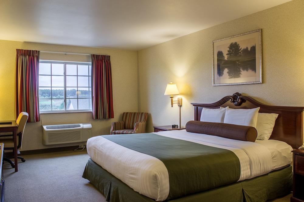 Boarders Inn & Suites By Cobblestone Hotels - Shawano Bagian luar foto