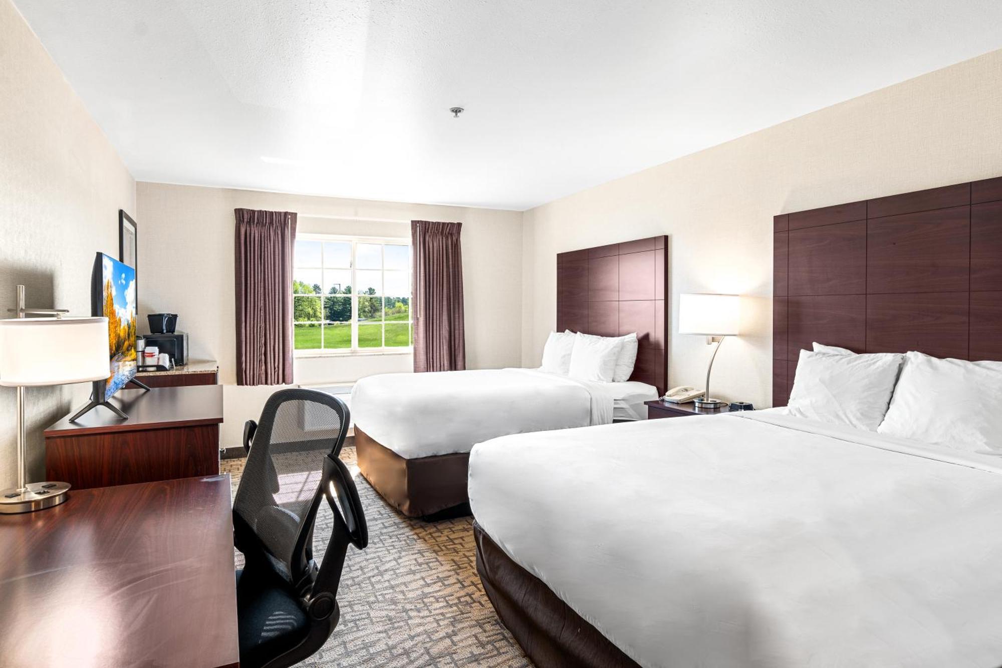 Boarders Inn & Suites By Cobblestone Hotels - Shawano Bagian luar foto